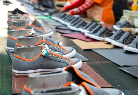 fabricate metal shoes|what is used to make shoes.